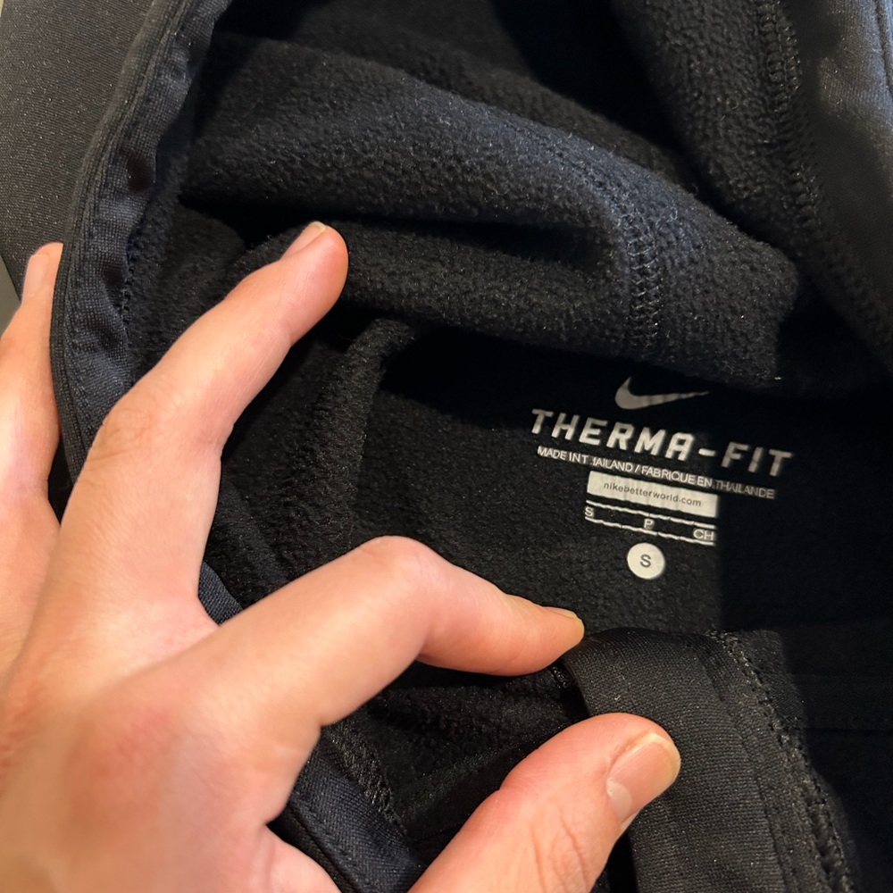 Nike Therma-Fit Fleece Jacket in Black